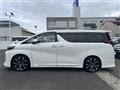 2021 Toyota Alphard