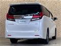 2016 Toyota Alphard Hybrid