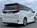 2019 Toyota Alphard Hybrid