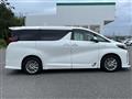 2019 Toyota Alphard Hybrid