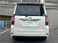 2010 Toyota Noah