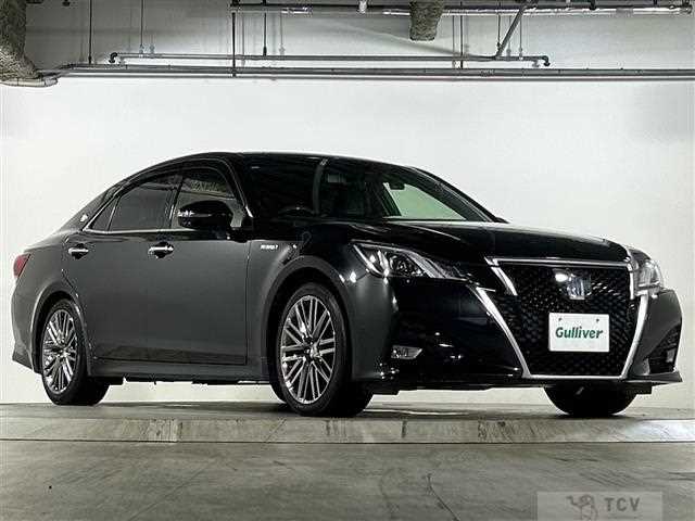 2016 Toyota Crown Hybrid
