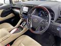 2015 Toyota Vellfire