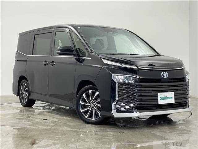2023 Toyota Voxy