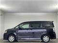 2007 Toyota Voxy