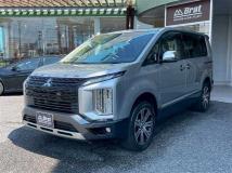 2021 Mitsubishi Delica D5