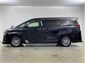 2019 Toyota Alphard Hybrid