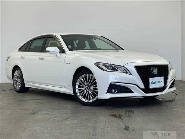 2020 Toyota Crown Hybrid