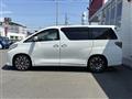 2014 Toyota Alphard