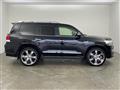 2018 Toyota Land Cruiser