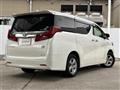 2018 Toyota Alphard Hybrid