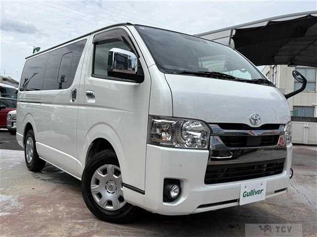 2022 Toyota Hiace Van