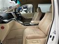 2012 Toyota Alphard Hybrid