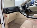 2012 Toyota Alphard Hybrid