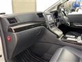 2014 Toyota Alphard Hybrid