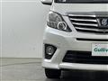 2014 Toyota Alphard Hybrid