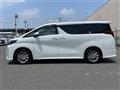 2022 Toyota Alphard Hybrid