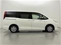 2016 Toyota Noah