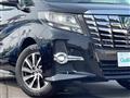 2015 Toyota Alphard Hybrid