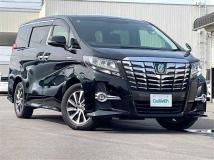 2015 Toyota Alphard Hybrid