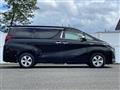2018 Toyota Alphard Hybrid