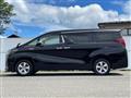 2018 Toyota Alphard Hybrid