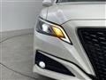 2019 Toyota Crown Hybrid