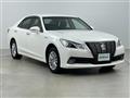 2015 Toyota Crown Hybrid