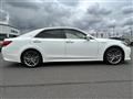 2017 Toyota Crown Hybrid