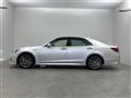 2017 Toyota Crown Hybrid