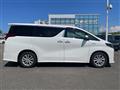 2019 Toyota Alphard Hybrid