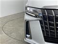 2023 Toyota Alphard Hybrid