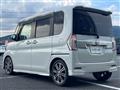 2017 Daihatsu Tanto