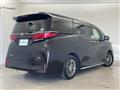 2023 Toyota Alphard Hybrid