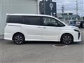 2018 Toyota Voxy