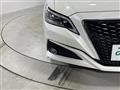 2019 Toyota Crown Hybrid