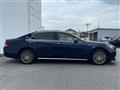 2017 Toyota Crown Majesta