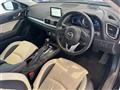 2015 Mazda Axela Sport