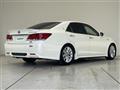 2013 Toyota Crown Hybrid