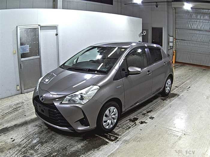 2017 Toyota Vitz