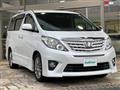 2013 Toyota Alphard