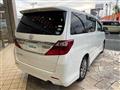 2013 Toyota Alphard