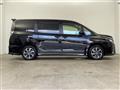 2017 Toyota Voxy