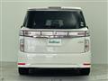 2017 Nissan Elgrand