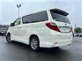 2012 Toyota Alphard Hybrid