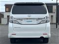 2013 Toyota Vellfire