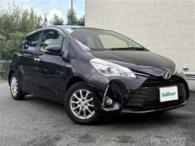 2017 Toyota Vitz