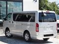 2009 Toyota Regiusace Van
