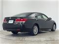 2014 Toyota Crown Hybrid