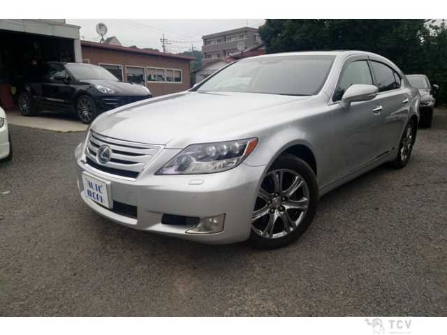 2010 Lexus LS